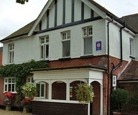 Forest Gate Lodge Eling Exterior photo